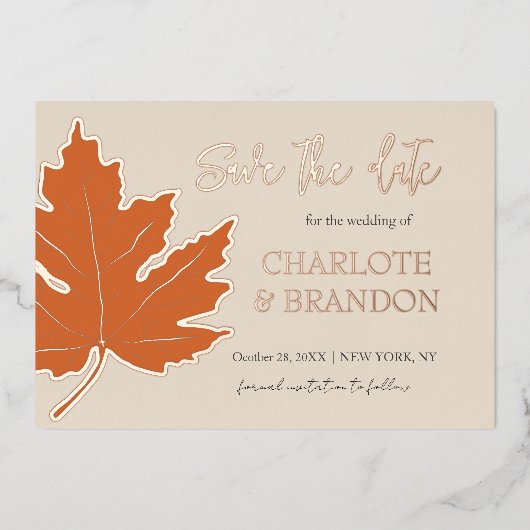 Orange Herbstmapelleaf Hochzeit speichern das Datu Folieneinladung (Vorderseite)