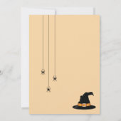 Orange Hexenbeine in einem Cauldron-Halloween-Part Einladung (Rückseite)