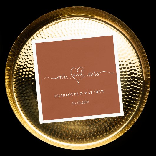 Orange-Hochzeitsbrauen mrs Herzskript einfach Serviette