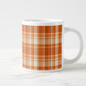 Orange kariertes Jumbo-Tasse (Rechts)