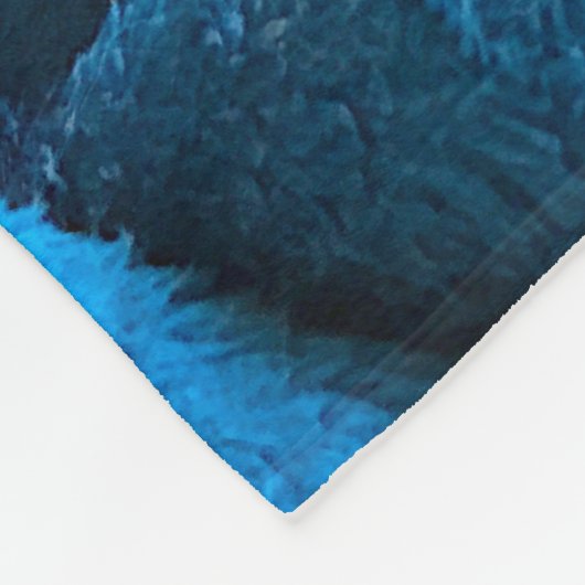 Orange Katze gekräuselt oben auf Decke (Ecke)