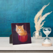 Orange Kitten in roter Tasse Fotoplatte (InSitu)