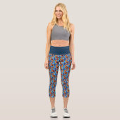 Orange Koi Fish Blue Capri Leggings (Vorderseite)
