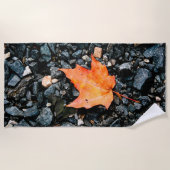 Orange Leaf Strandtuch (Vorderseite)