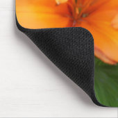 Orange Lilien-Blumen Mousepad (Ecke)