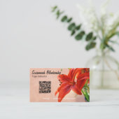 Orange Lily Foto Custom QR Code Yoga Instructor Visitenkarte (Stehend Vorderseite)