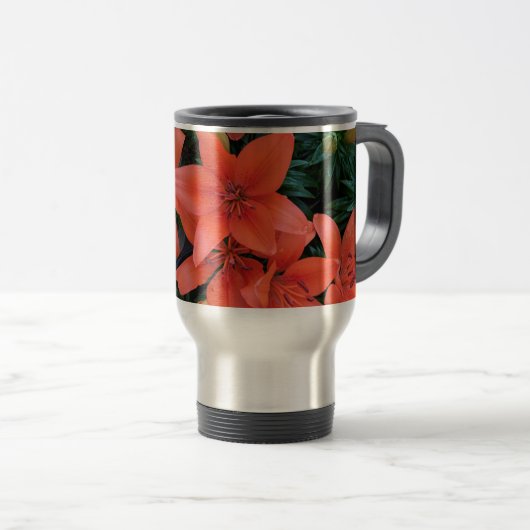 Orange Lily Reisebecher (VorderseiteRechts)