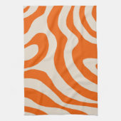 Orange Liquid Swirl Flow Groovy Streifen Y2K Muste Geschirrtuch (Vertikal)