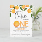 Orange Little Süsse Erster Geburtstag Einladung (Stehend Vorderseite)