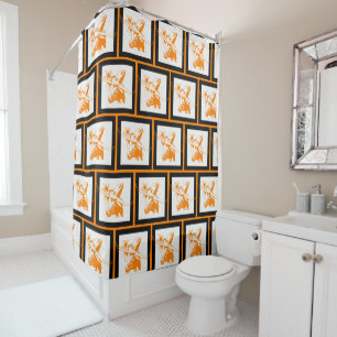 Orange Longhorn-Ochse mit Duschvorhang