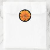 Orange Marigold Blume auf Schwarz Runder Aufkleber (Tasche)