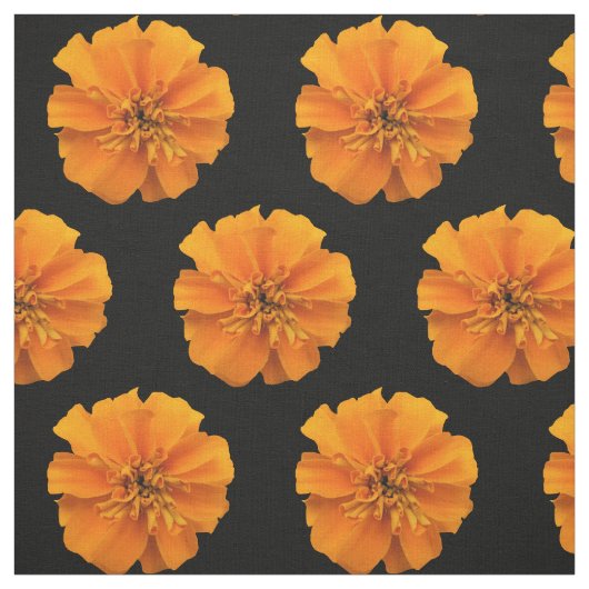 Orange Marigold Blume im schwarzen Hintergrund Stoff (Muster)