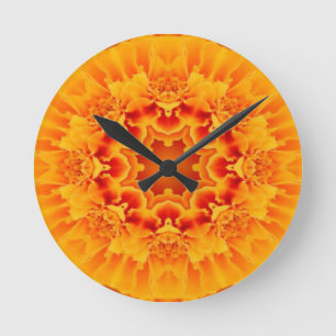 Orange Marigold Mandala Runde Wanduhr