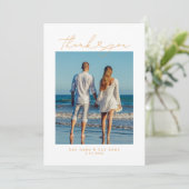 Orange | Minimalistische einfache Script-Herz-Hoch Dankeskarte (Stehend Vorderseite)