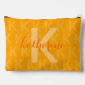 Orange Monogram Pattern Individuelle Name Zubehörtasche (Rückseite)