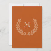 Orange Monogram Wreath Classic Uni-Abschluss Einladung (Rückseite)