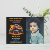 Orange Monster Truck Birthday Invitations Foto Einladung (Stehend Vorderseite)