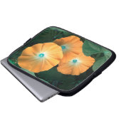 Orange Morning Glories Laptop Sleeve (Vorne Knopf)
