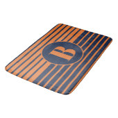 Orange Navy Blue Strip Monogram Bath Mat Badematte (Schrägansicht)