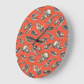 Orange & Navy Dinosaur Skulls Große Wanduhr (Winkel)