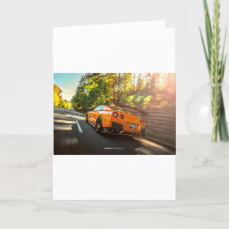 Orange Nissan GT-R, das durch Seattle-Straßen Karte