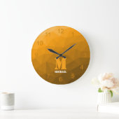 Orange ombre Geometrie Mesh Muster Monogramm Große Wanduhr (Zuhause)