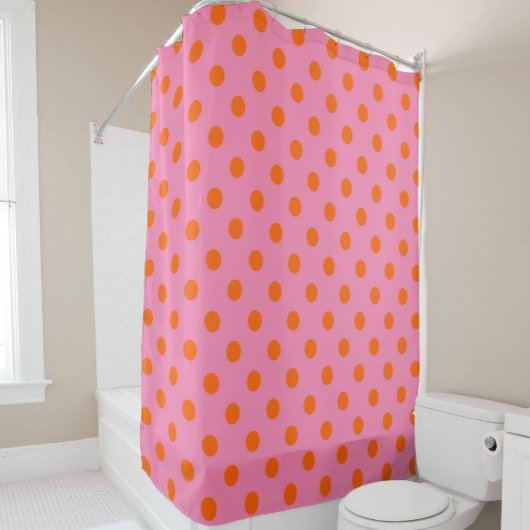 Orange on Pink Polka Dots Design Duschvorhang