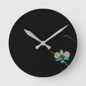 Orange Orchid Wall Clock Runde Wanduhr (Vorderseite)