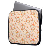Orange Peace Floral Pattern Laptopschutzhülle (Vorderseite Links)