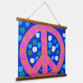 Orange Peace Sign auf Blue Wandteppich Mit Holzrahmen (Gewinkelt)