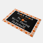 Orange Pickleball Knock Knock Jock Welcome Zuhause Fußmatte (Schrägansicht)