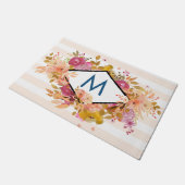 Orange & Pink Floral Bouquet Monogram Fußmatte (Schrägansicht)