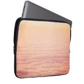 Orange Pink Fluffy Clouds Sky Laptopschutzhülle (Vorne Rechts)