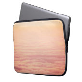 Orange Pink Fluffy Clouds Sky Laptopschutzhülle (Vorderseite Links)