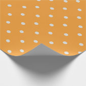 Orange Polka Dot Pattern Geschenkpapier (Ecke)