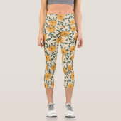 Orange Poppy Blume Pattern Capri Leggings (Vorderseite)