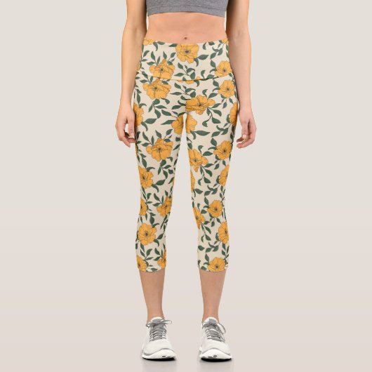 Orange Poppy Blume Pattern Capri Leggings (Vorderseite)