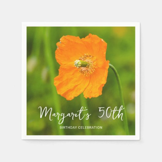 Orange Poppy Flower On Green 50th Birthday Party Serviette (Vorderseite)