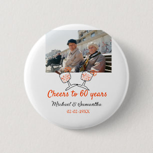 Orange prostet auf 60 Jahre Hochzeit Button