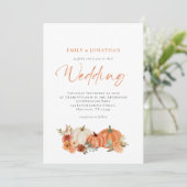 Orange Pumpkins Autumn Florals Wedding Einladung (Stehend Vorderseite)
