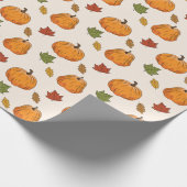 Orange Pumpkins und Herbstleaves Muster Geschenkpapier (Ecke)