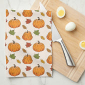Orange Pumpkins und Herbstleaves Muster Geschirrtuch (Viertel Falte)