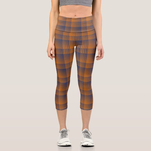 Orange Purple Checker Abstract Pattern Capri Leggings (Vorderseite)