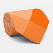 Orange Pyramids Krawatte (Gerollt)