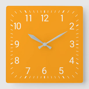 Orange quadratische Wanduhr