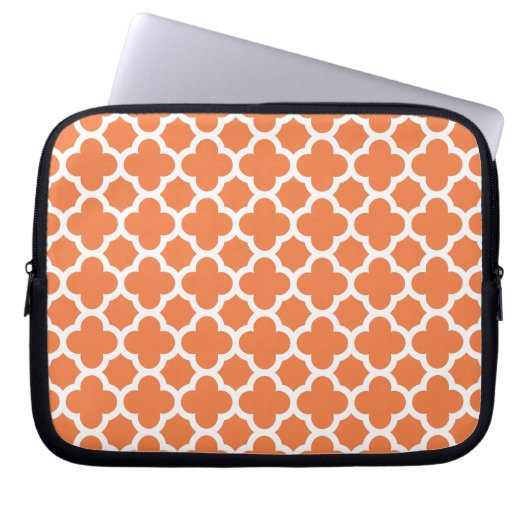Orange Quatrefoil Gitter-Muster Laptopschutzhülle (Vorderseite)