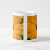 Orange Rain Daisy Tasse (Vorderseite)
