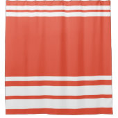 Orange Red: Moderne Linien in Weiß Duschvorhang (Vorderseite)