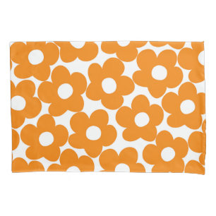Orange Retro Daisies #1 #decor #art Kissenbezug