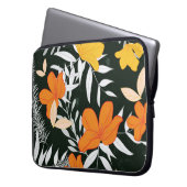 Orange Rose: Abstrakt botanisch. Laptopschutzhülle (Vorderseite Links)